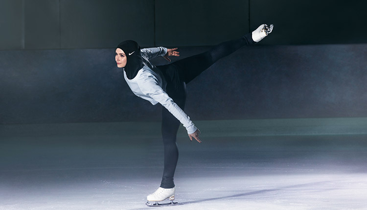 Nike Hijab Pro Zahra Lari