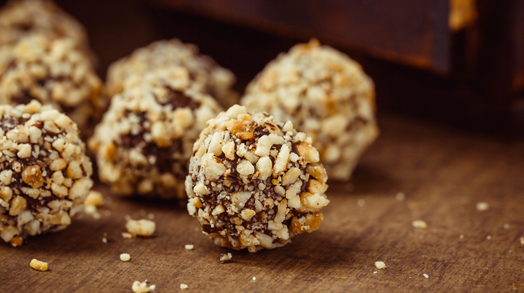 Healthy Ferrero Rocher Balls - Healthy Snacks Recipe