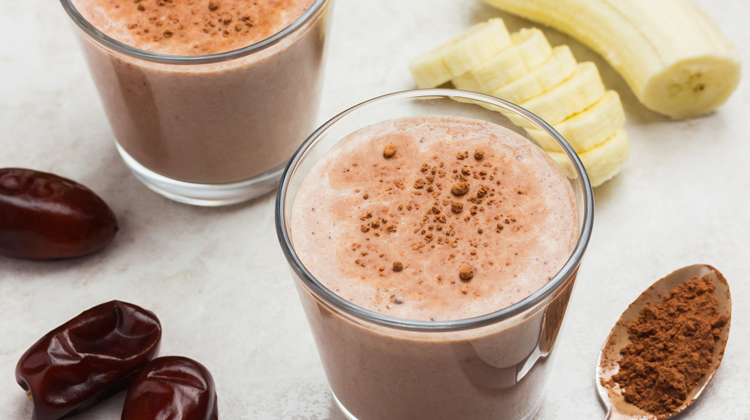 Cocoa Date Banana Smoothie - Healthy Suhoor Recipes for This Ramadan